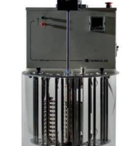 Water separability of petroleum oils and synthetic fluids